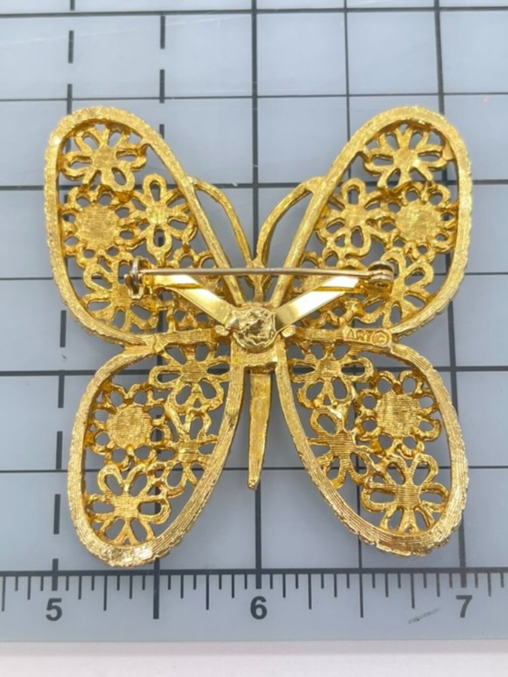 Signed ART Co Gold Tone and Enamel Butterfly Brooch With Floral Filigree Pattern - Picture 4 of 6
